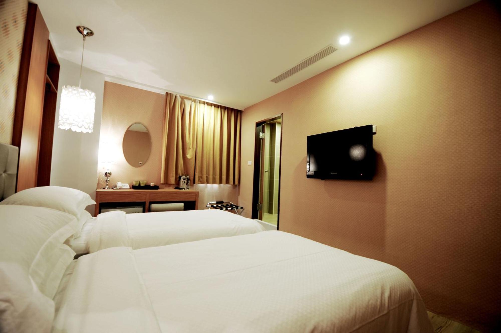 The Riverside Hotel Heng-ch'un Habitación foto